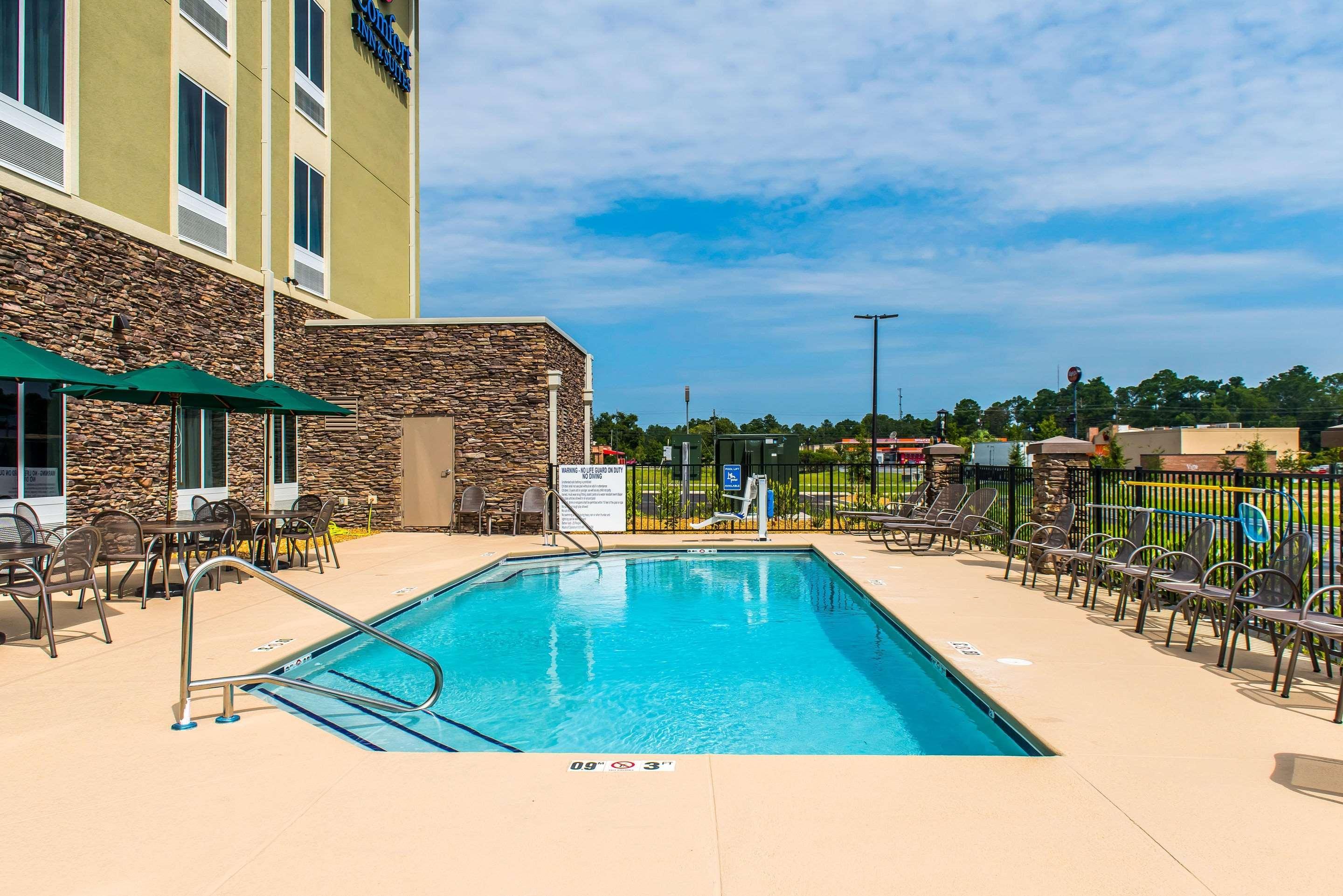 Comfort Inn & Suites Valdosta Extérieur photo