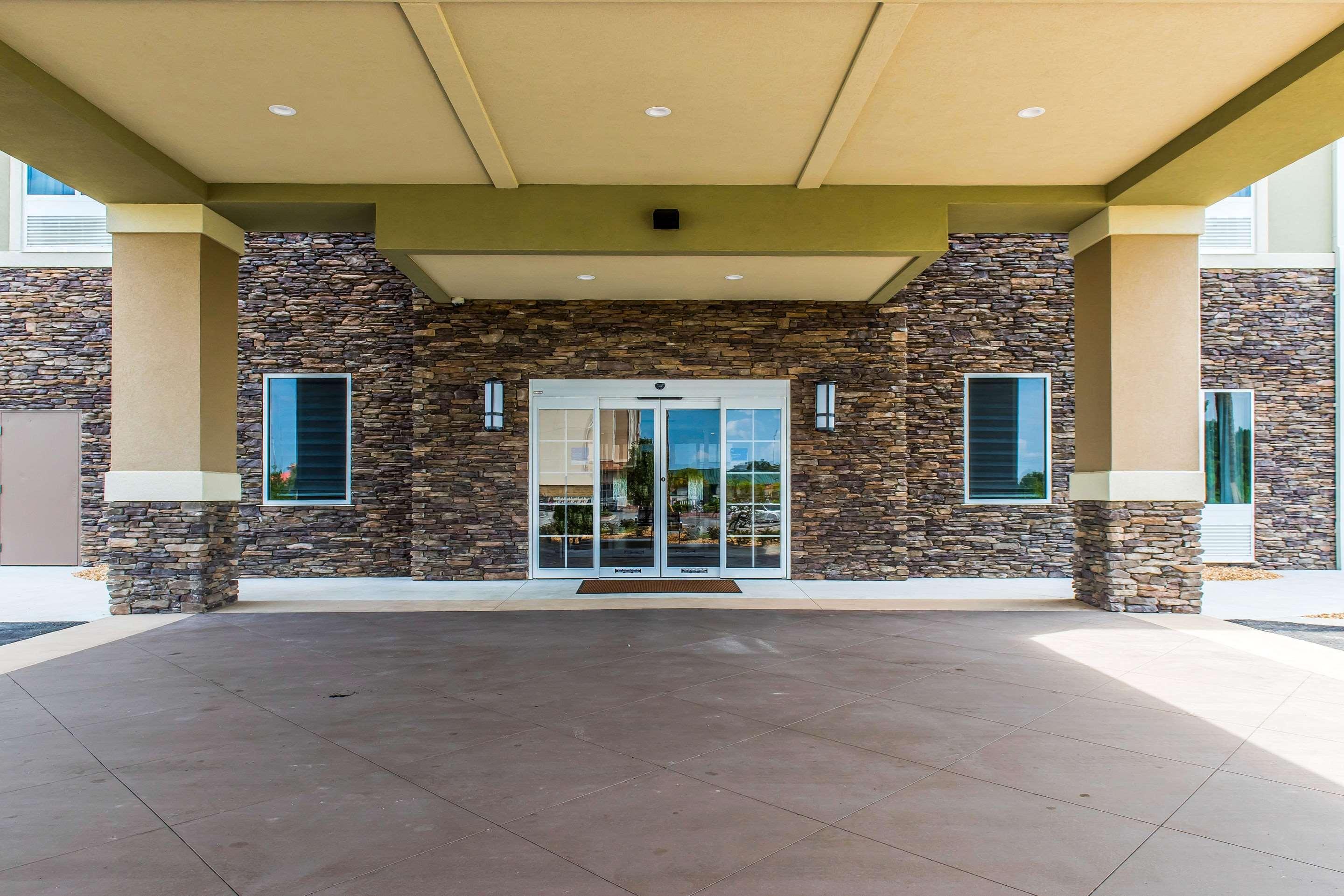 Comfort Inn & Suites Valdosta Extérieur photo